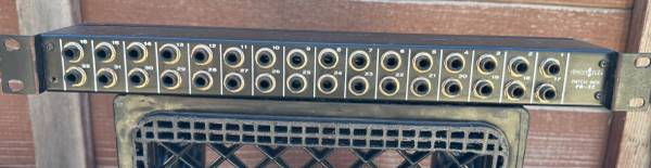 Signal Flex PB-32 Patch Box 1