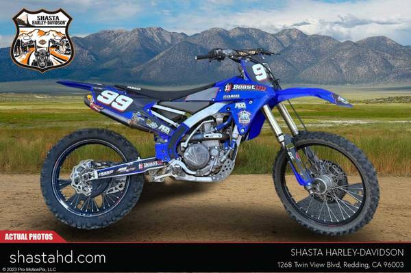 2016 Yamaha YZ450F Blue ON SPECIAL! 1