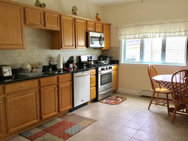 $4,000 / 4br - 1800ft2 - 4 Bed/1.5 Bath, Office Space, Parking Avail, Washer/Dryer, No Fee (Somerville)63655287561089122