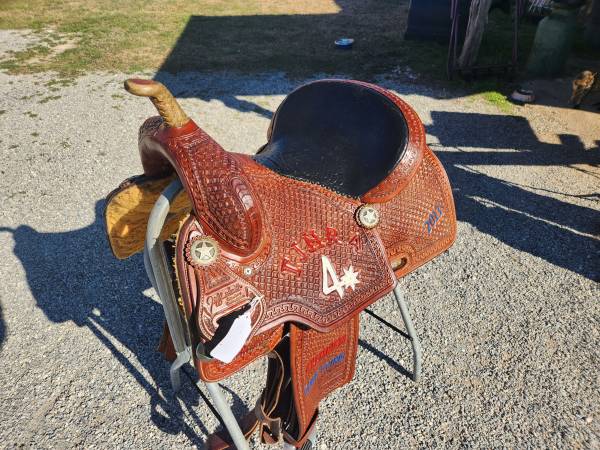 13 1/2 " Jeff Smith Barrel Saddle 1