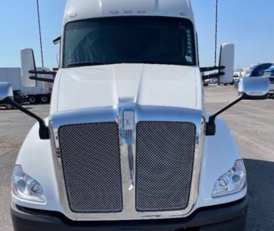 HIRING CDL DRIVERS 1