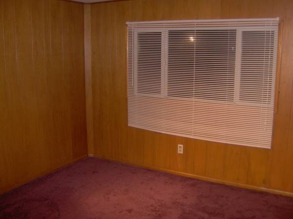 Room next to Juniper Park Utilities Included 1