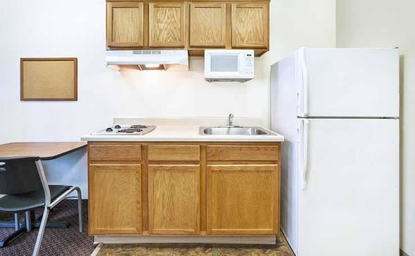 $1,349 / 1br - Simple Done Better con SIN Problemas, SIN Contrato (2630 Van Ommen Dr, Holland, MI)63618866242817123