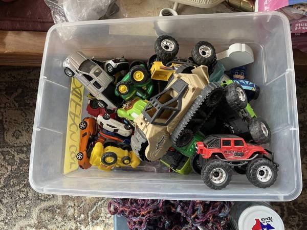 TOY CARS 1