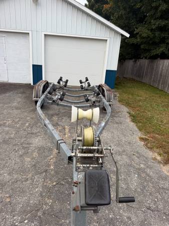2001 LOAD RITE BOAT TRAILER 1