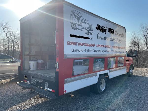 2006 GMC Savana 3500 Box Truck - 16 foot - $6,49963625194136577123
