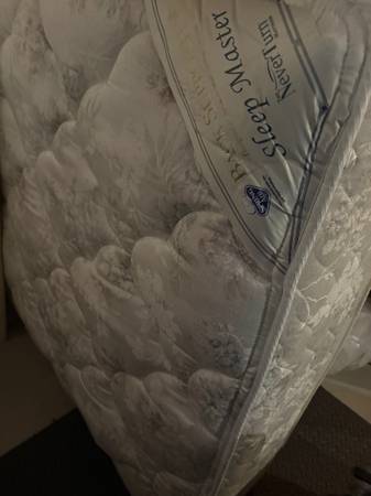 Spring Air Twin Mattress 1