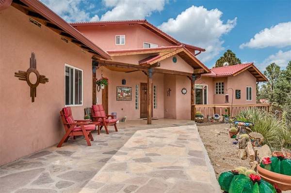 $850 / 1br - 120ft2 - Room For Rent In A Great House (Las Vegas, New Mexico)63659798347393120