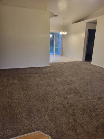 $1,950 / 3br - 3205 S. Oxbow Dr. Nampa (Nampa)64003312689282121