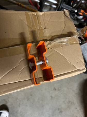 Temporary. Fence  clamp 1