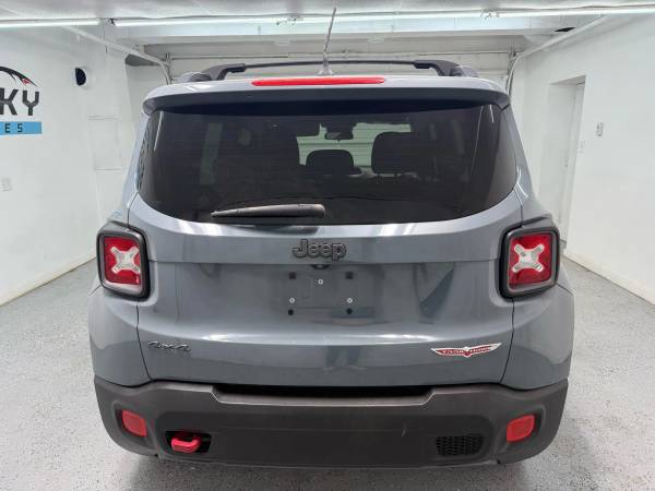 2016 Jeep Renegade Trailhawk Sport Utility 4D - $8999.00 (DENVER)63621874301571124