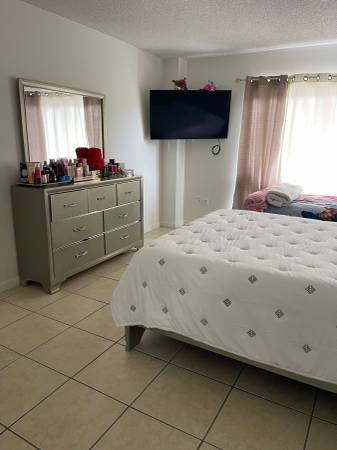 $2,250 / 2br - 1100ft2 - Beautiful Hialeah apartment for Rent (HIALEAH)64002013940865121