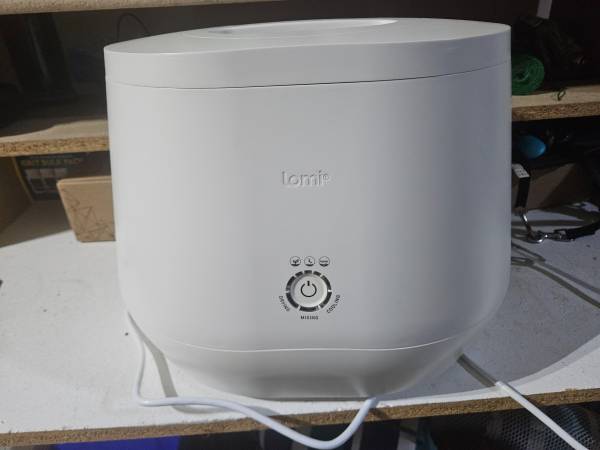 Lomi composter 1