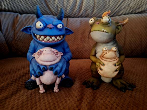 Comic books action figures statues buy sell trade 1