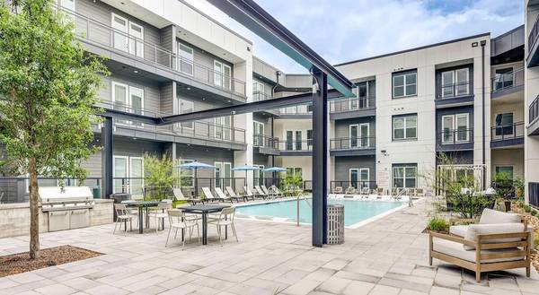 Limited Time: Apply Today and Receive up to 10 Weeks base rent FREE! 1