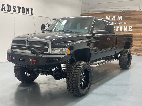1 2001 Dodge Ram 2500 4x4 4WD Laramie Quad Cab  / 5.9L DIESEL/1-OWNER /LIFTED Truc 1