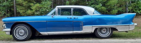 1957 Cadillac Eldorado Brougham n.º 213 - $59,50063476588164099120
