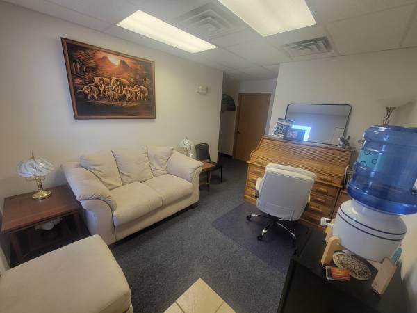$475 Office space (Santa Fe)63806143705603124