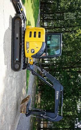 propertymaintenance2O25JohnDeere mini excavator 1