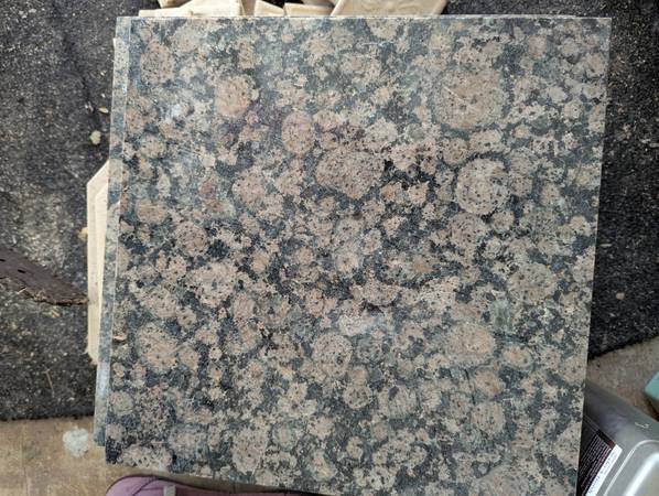 2-12"x12" Granite Tile 1