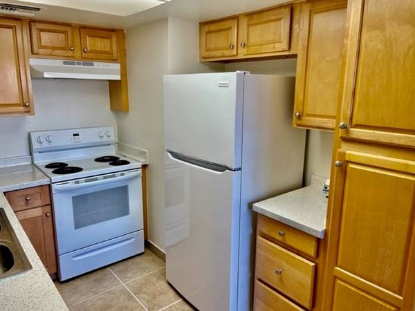 $2,295 / 3br - SPECIAL! La Quinta 3 BR Townhomes off Calle Tampico & Eisenhower (La Quinta, Bermuda Dunes, Indio, Palm Desert)63668353726595123