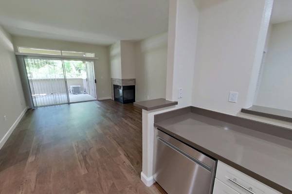 $2,406 / 2br - 1091ft2 - LOOK AND LEASE SPECIAL! $1,000 OFF YOUR SECOND MONTH OF RENT! (Sacramento / Natomas)64043495374849122