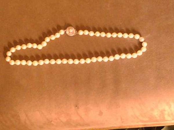 Genuine Pearl Necklace 1