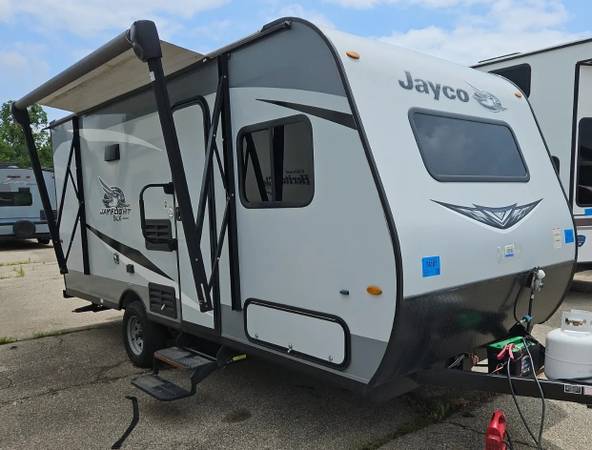 2021 Jayco Jay Flight SLX 184BS - 1 Power Slide, Excellent