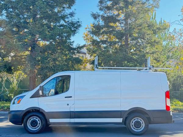 2018 Ford Transit 150 3dr - Photo 6