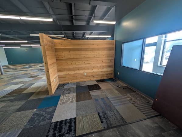 $5.350 / 4480ft2 - Espacio disponible ahora para gimnasio, danza, yoga, oficina, comercio minorista. 4.480 pies cuadrados (Appleton)64163322240515122