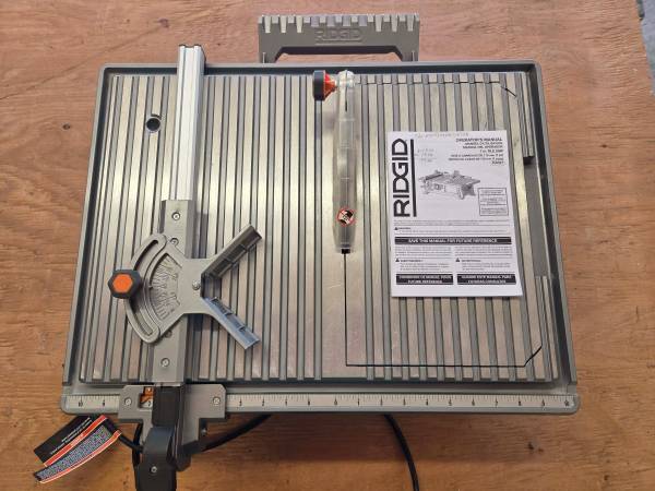 Rigid 7" Tile Saw and Custom Adapter for Large Tiles - $120 (Redmond)63471257130625120