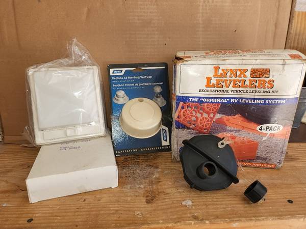 RV auto hitch and other stuff 1