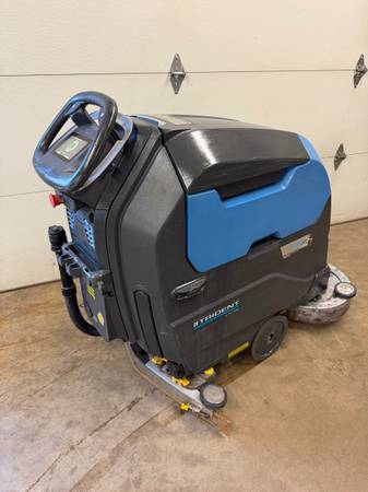 Floor Scrubber 1