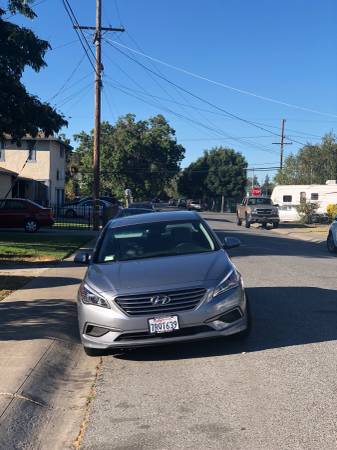 Hyundai Sonata 2016 - $7,500 (los gatos)63478348160129121