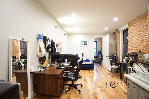 $2,550 / 2br - Prime Bushwick Renovated True 2 Bedroom Exposed Brick (Bushwick)63684763050241122