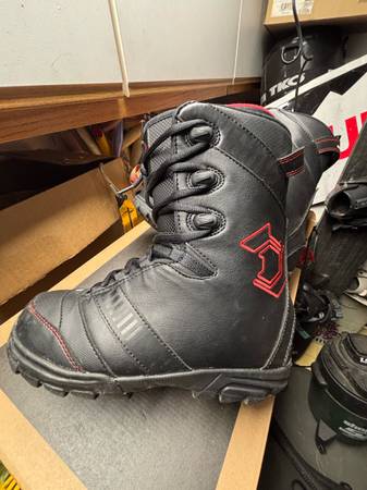 New North Wave Snow board Boots size 7 1