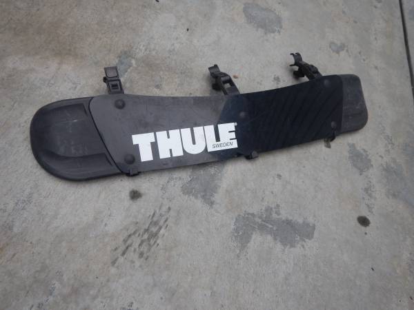 Thule 32" Wind Fairing for Thule or Yakima Roof Rack Windshield 1