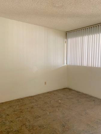 $1,250 / 1br - 530ft2 - IMMEDIATE MOVE IN AVAILABLE!!!! (Phoenix)64024998546177121