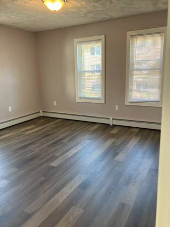 $1600.00 / 2br - 800ft2 - 2BR NEW KITCHEN, BATHROOM & FLOORS SEC 8 WELCOME 2ND FLOOR63989073509251123