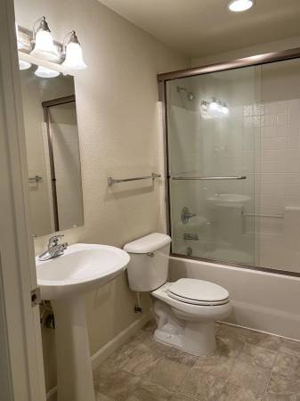 $1,911 / 2br - 1094ft2 - Spacious 1 , 2, and 3 bedroom Apartment Homes and Townhouses! (Kennewick)63941561928195122