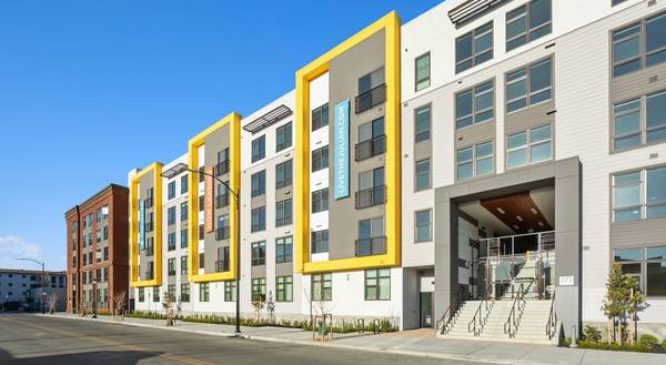 $2,608 / 1br - 647ft2 - Fall🍁 Into A New Lease Here At The Julian Apartments🍂! (san jose downtown)63940543934467123