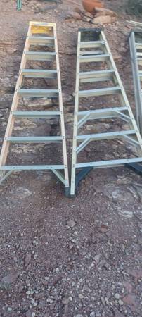 Ten foot ladder only 1 left 1