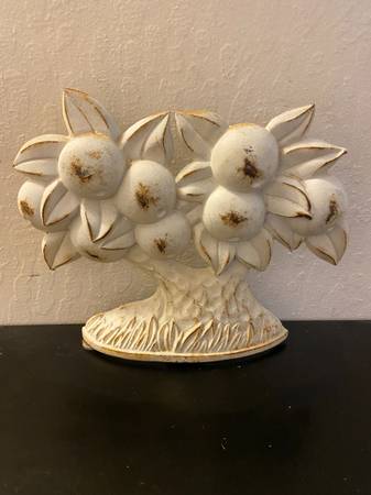 Cast Iron Ivory Fruit Tree Doorstop 1