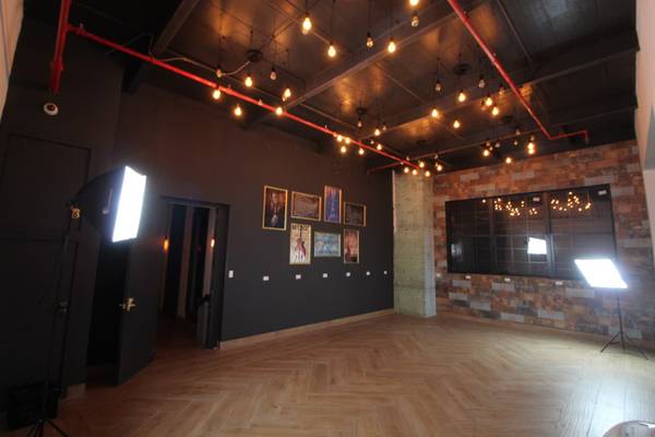$3,500 / 800ft2 - 204 25th St | Retail Frontage Space High Ceiling. 1yr+ Rentals (Sunset Park)64033631213697122