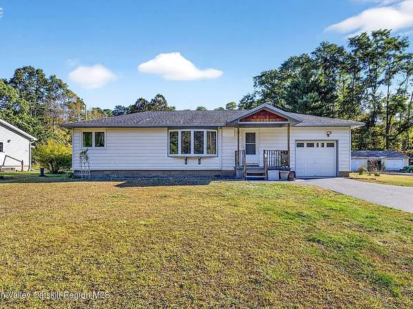 1020 Albany Turnpike, Old Chatham, NY
$800 1020 Albany Turnpike, Old Chatham, NY
$800