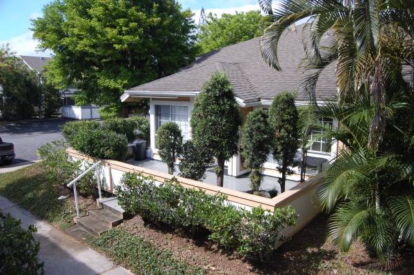 $589,900 / 2br - 874ft2 - Highly  Desirable corner single level 2/2/2 Crosspointe (Honolulu)63686726700161120