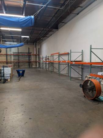 $2,500 / 1000ft2 - Warehouse Space - Dock Highs & Overnight Parking - #1931 (Tampa)63976135869442122