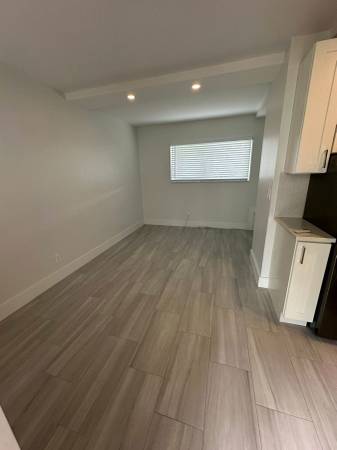 $1,500 Studio on A1A with Full Kitchen! Full Month Free (Deerfield Beach)63825137453443121