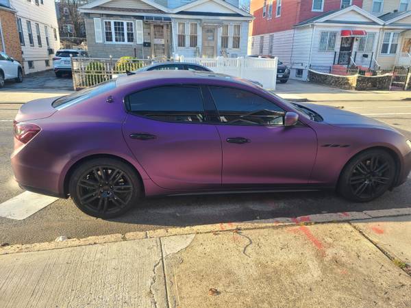 Maserati Ghibli 2016 - $20,999 (Briarwood)63654723162115123