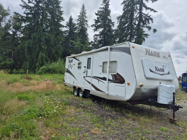 2011 Northwood Nash - $11,00063470800418305122